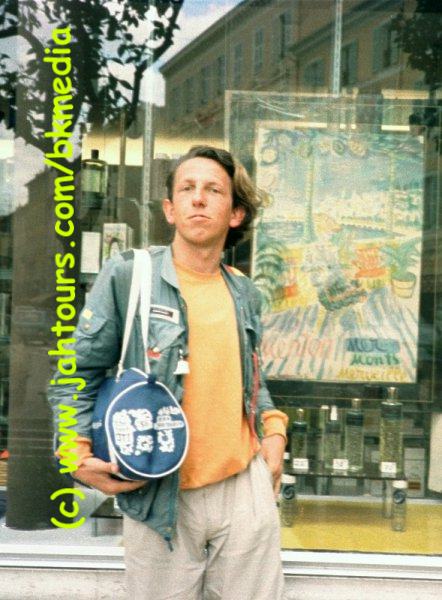 Jah Bernhard mit der Magie von Menton