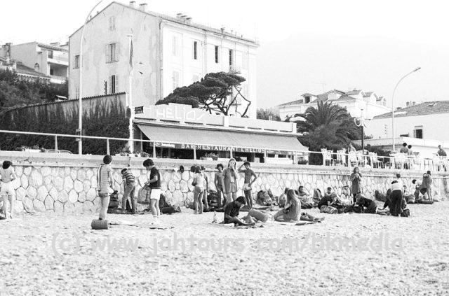 Jah Tours Beach vorm Helios