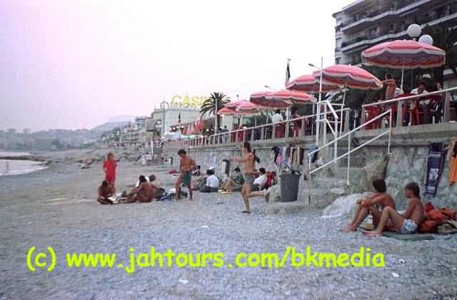 nach Sonnenuntergang war der Strand uns