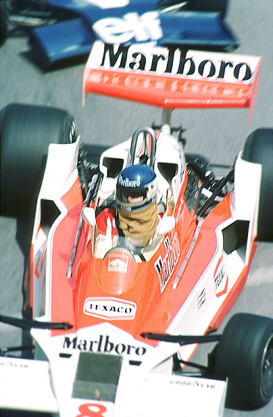 Patrick Tambay vor Patrick Depailler